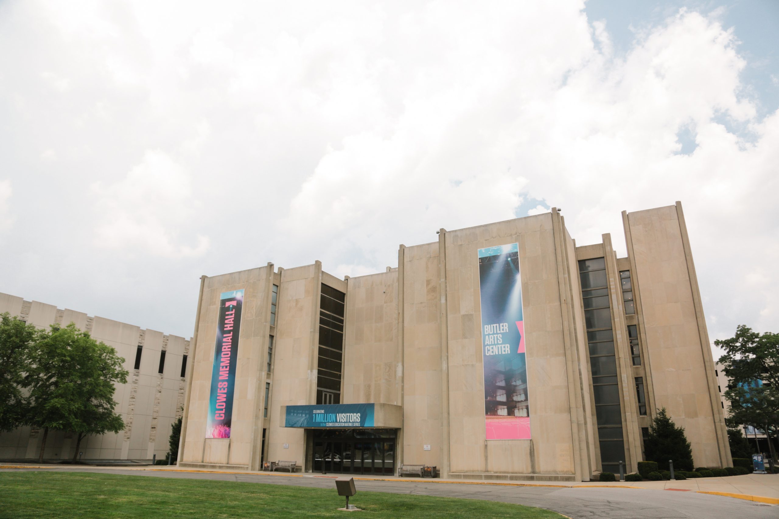 Clowes memorial hall arts center building