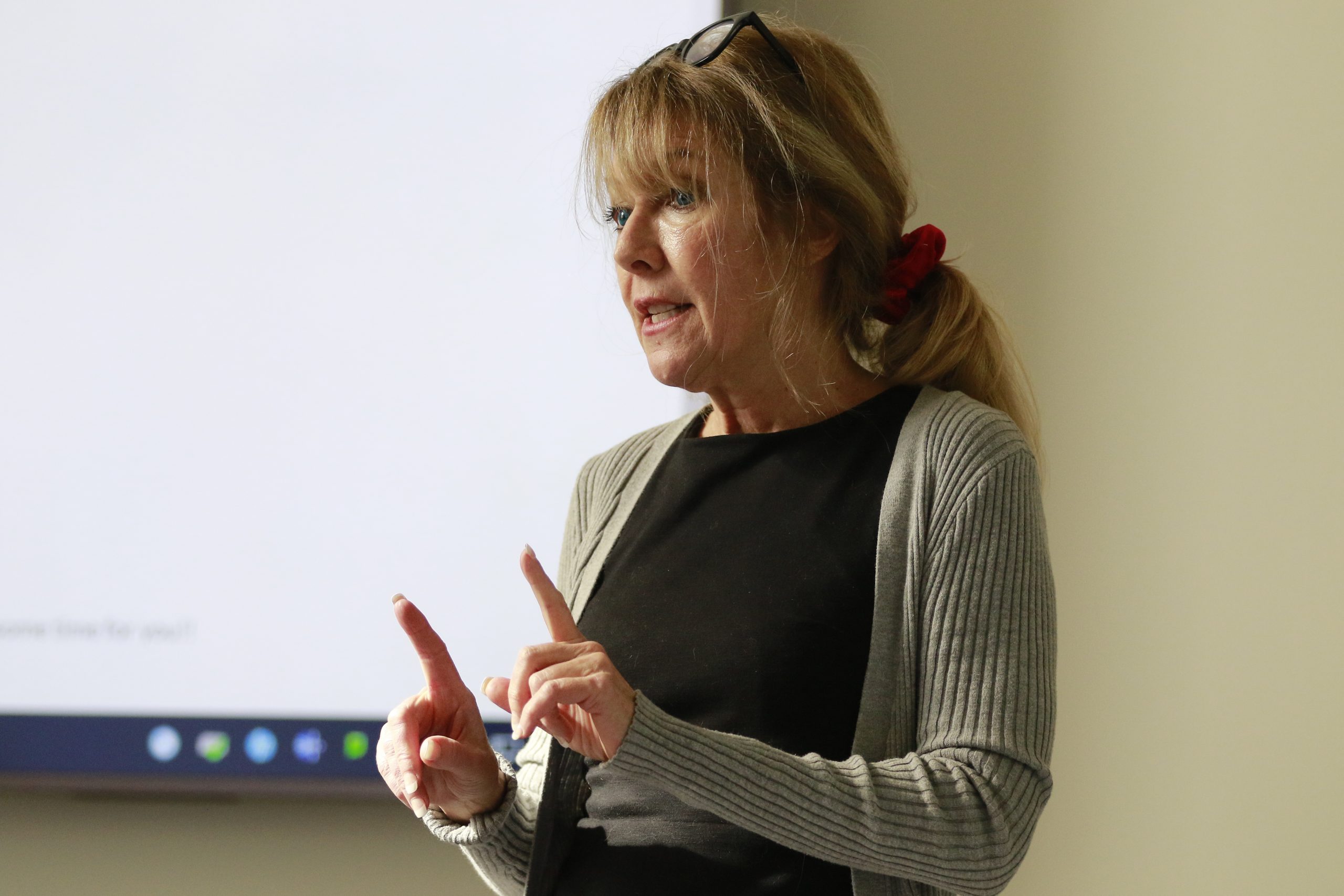 Lauri DeSautels teaching a class