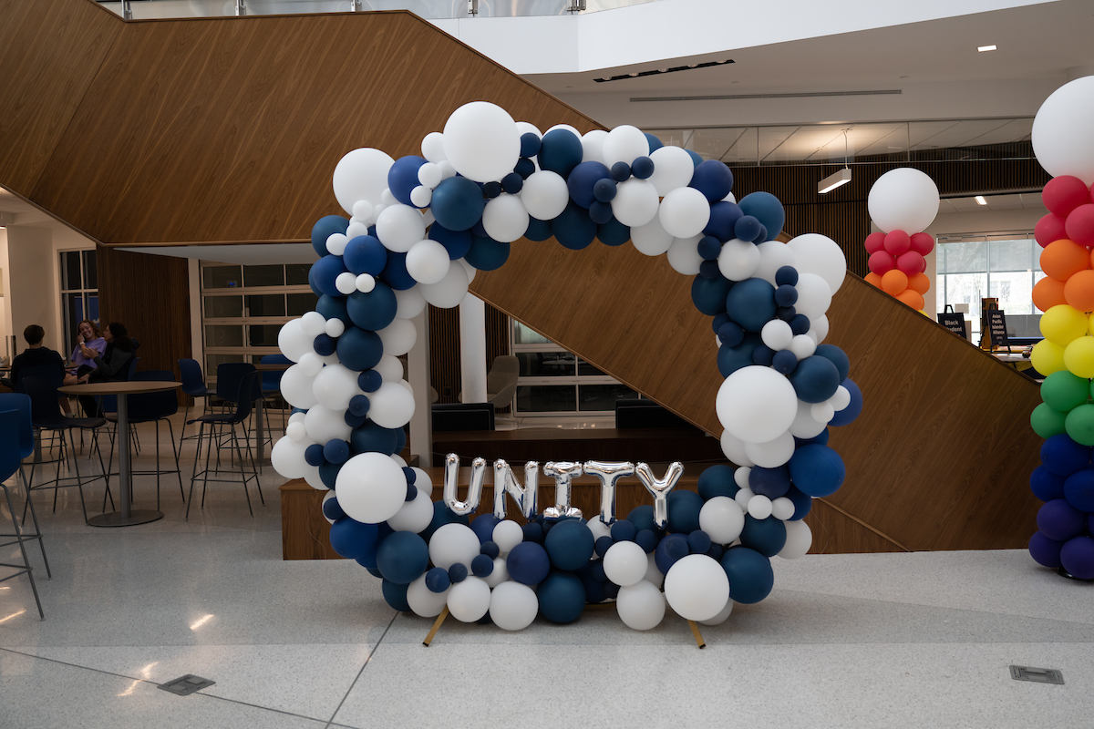Unity balloons